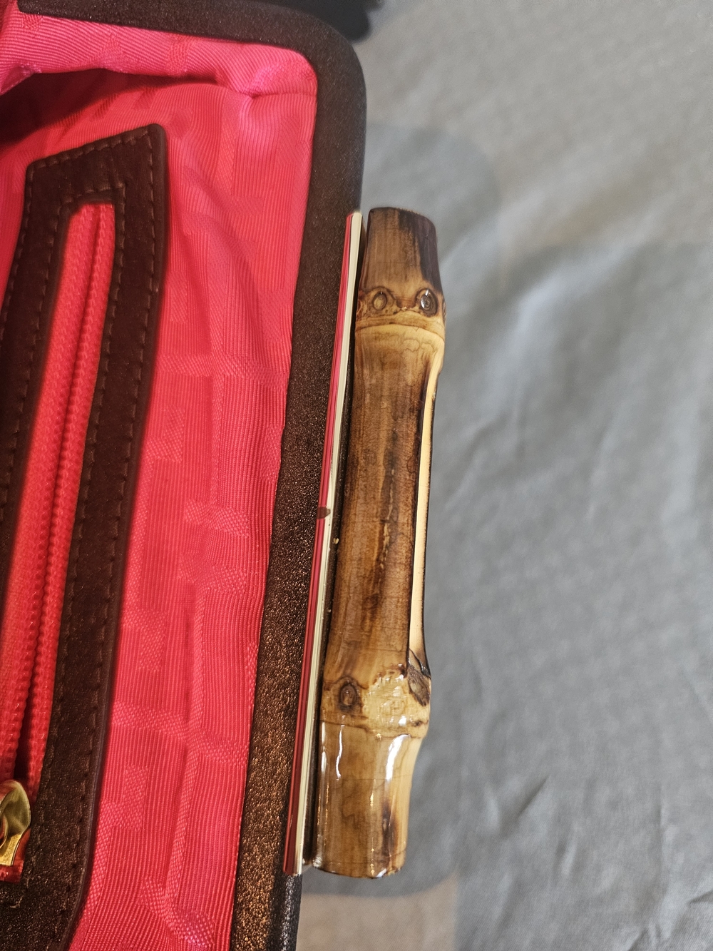ELAINE TURNER METALLIC LEATHER GOING OUT BAG W/BAMBOO LOCK & POCKET MIRROR VTG - Picture 5 of 7